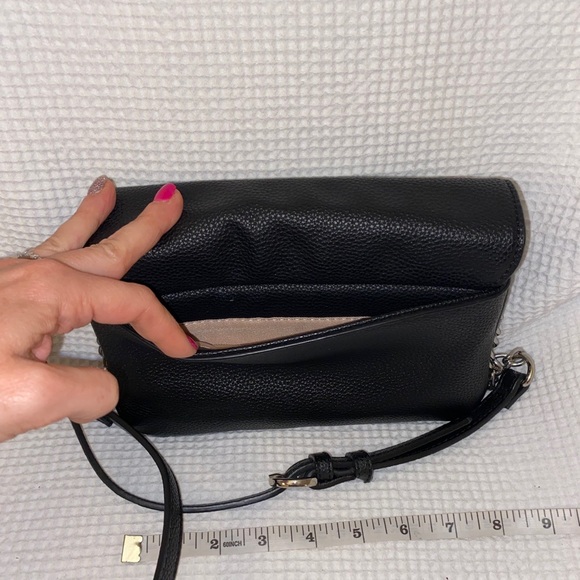 Dana Buchman purse - Picture 7 of 8